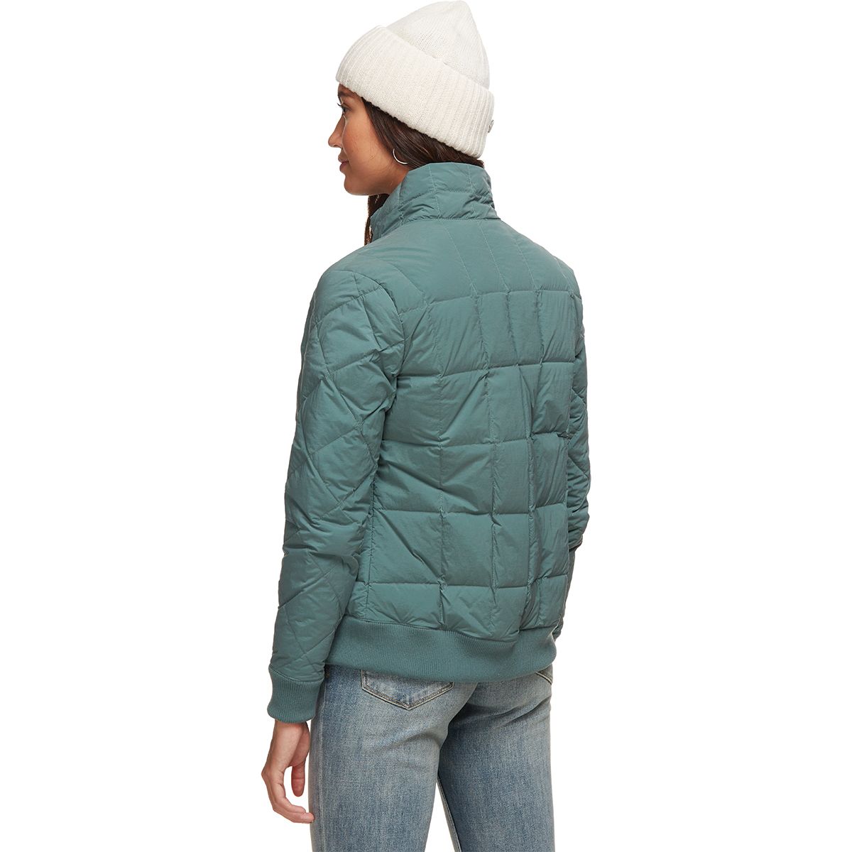 Fuzhou down jacket: The Art of Crafting Luxury and Comfort