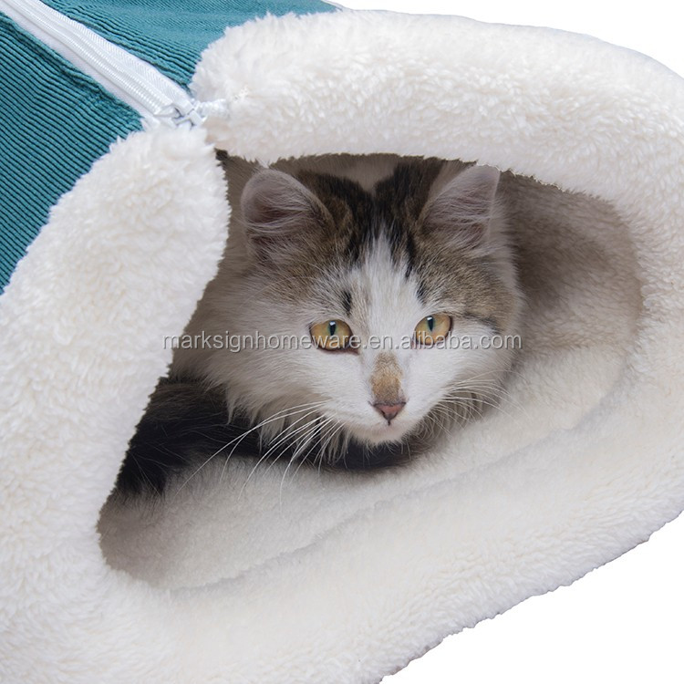 Title: The Cats Duck Feather Blanket