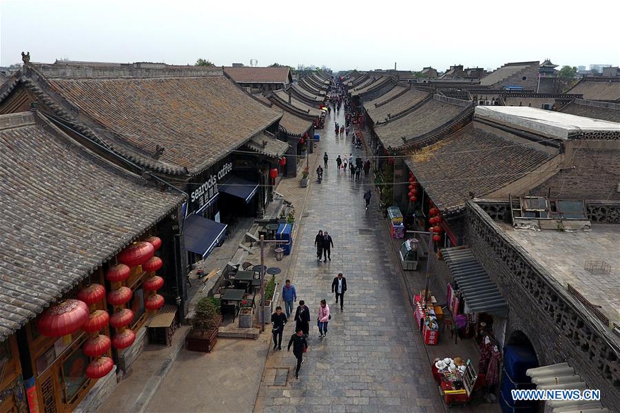 Title: Crafting Downy Quilt in Pingyu County, Henan Province - A Masterpiece of Warmth and Comfort