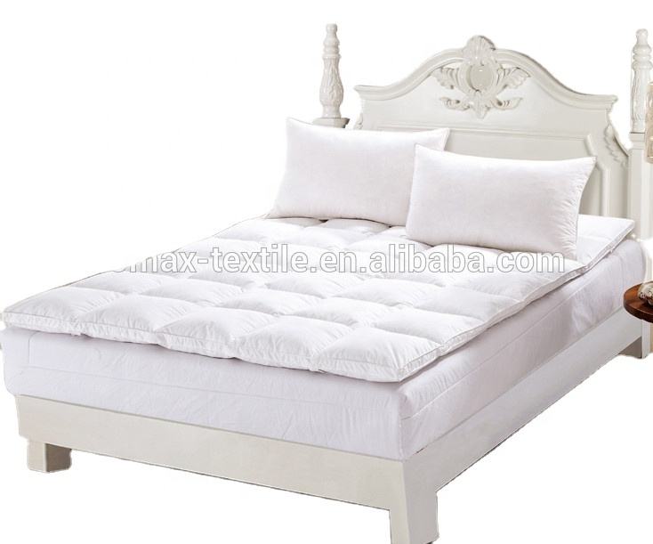 Title: Luxurious Duck Feather Bed: The Ultimate in Comfort and Quality