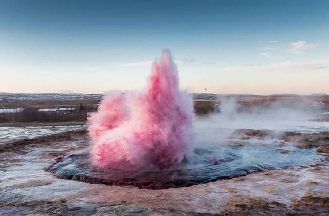 Is Iceland Duck Feather Blanket Hot?