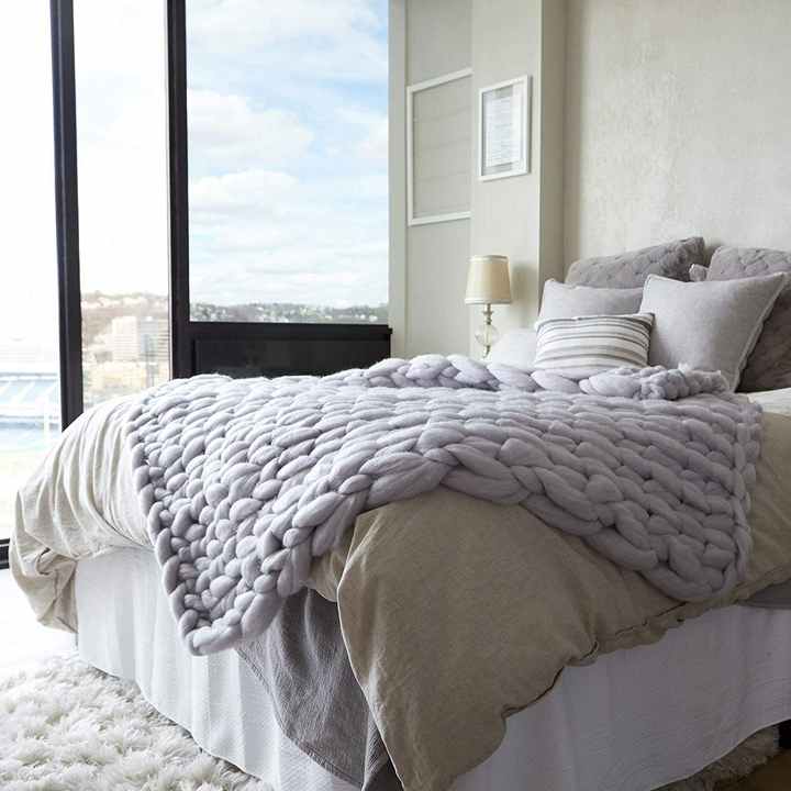 The Arctic Iceland Gray Duck Feather Bed: A Unique and Luxurious Gift of Nature